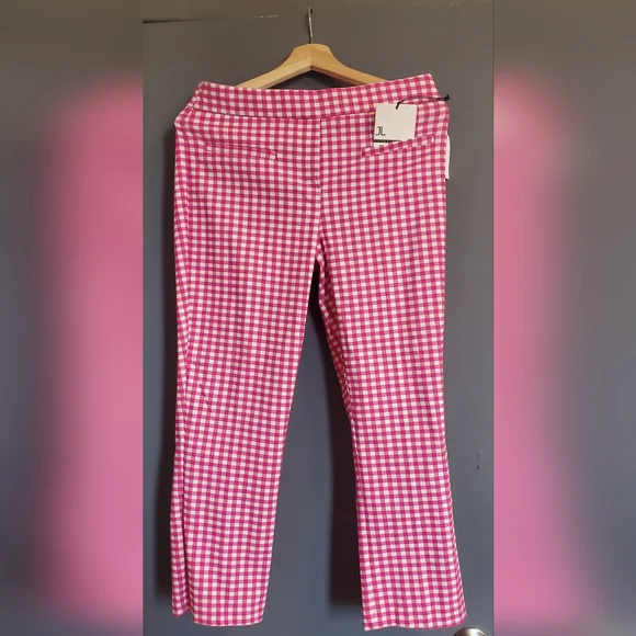 Pink Gingham capri stretch pants - Picture 6 of 10